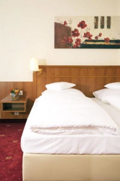 Waldhotel Nachtigall, Paderborn, Germany