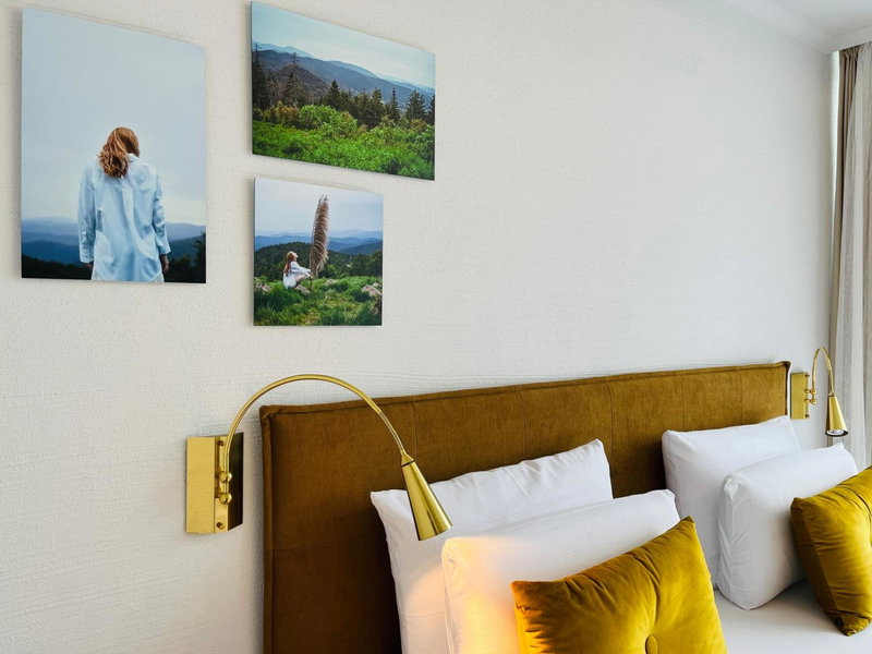DAS SCHLOSSBERG - Boutique Hotel im Park- Nahe der Therme, Badenweiler, Germany