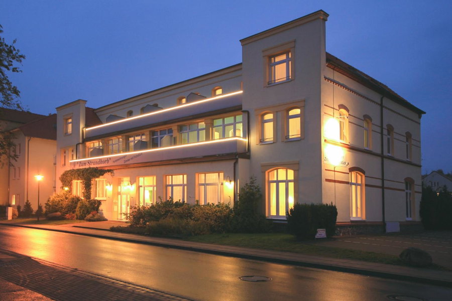 Appartementhaus Zum Strandkorb, Kühlungsborn, Germany