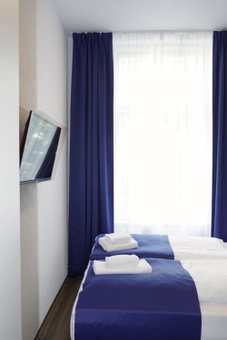 Motel Blue - Minimalist Boutique Hotel, Berlin, Germany