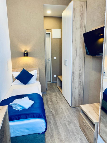 Motel Blue - Minimalist Boutique Hotel, Berlin, Germany