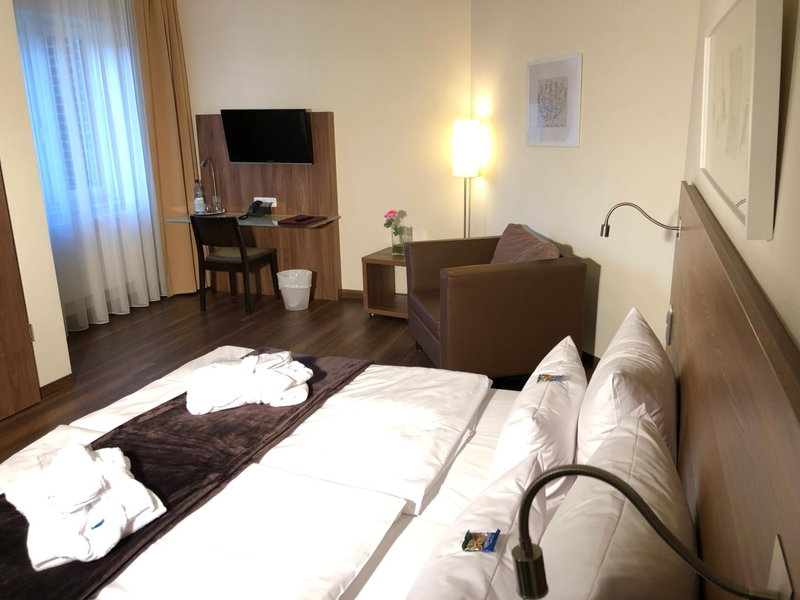Hotel Isenbütteler Hof, Isenbüttel, Germany