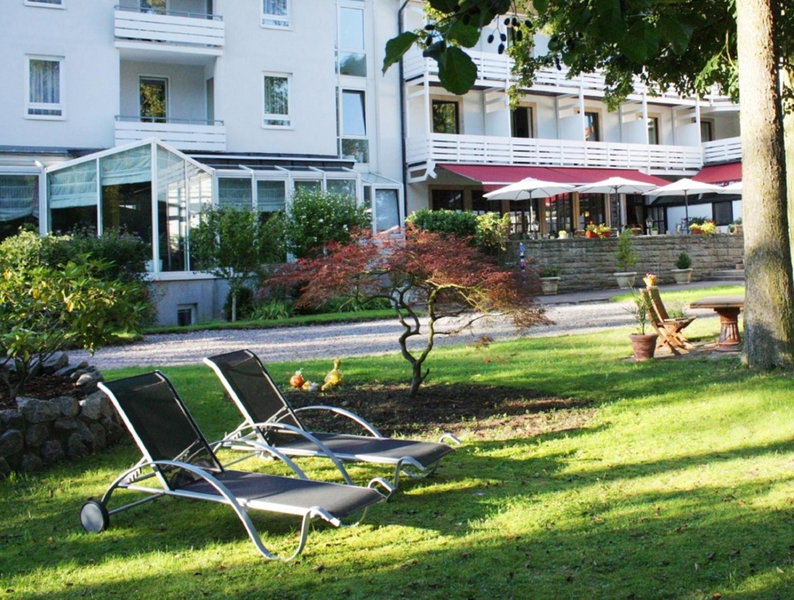 Hotel Restaurant Kurparkblick inkl Pfalzcard, Bad Bergzabern, Germany