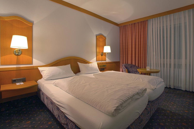 Hotel-Restaurant Esbach Hof, Kitzingen, Germany