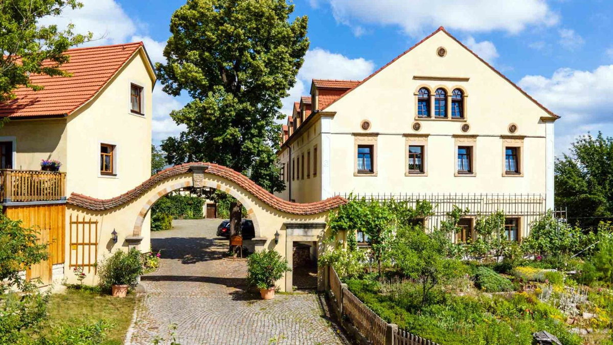 Landhotel Gut Wildberg mit Badeteich und großem Garten, Germany