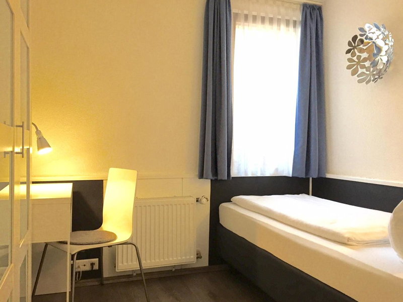 Hotel Waldhorn, Stuttgart, Germany