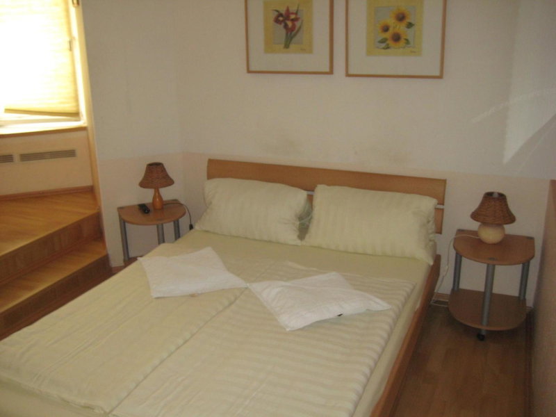 Hotel Pension Waizenegger am Kurfürstendamm, Wilmersdorf, Germany