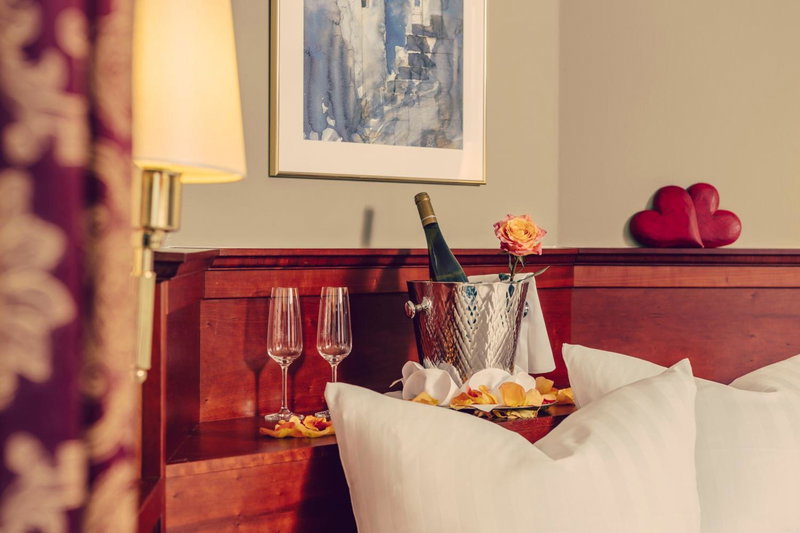 Landhotel Hallnberg, Walpertskirchen, Germany