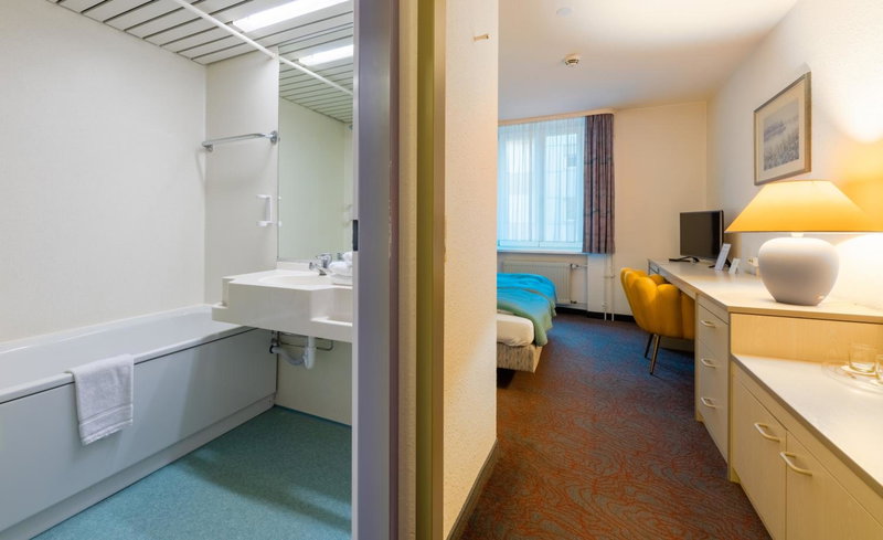 Kulturhotel Hessenland Kassel Innenstadt by stay awesome, Kassel, Germany