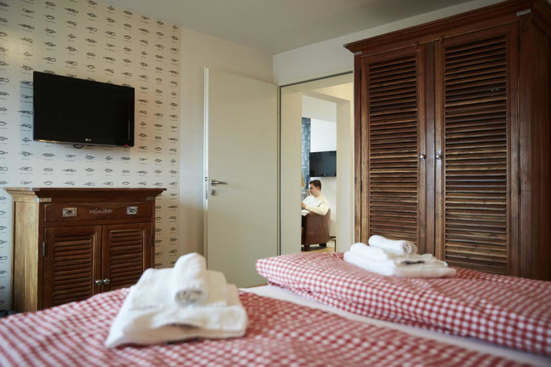 Bernstein-Hotel Bootshaus, Büsum, Germany