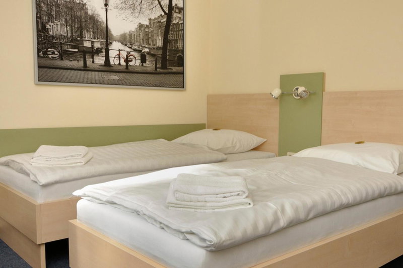 Best Deal Airporthotel Weeze, Weeze, Germany