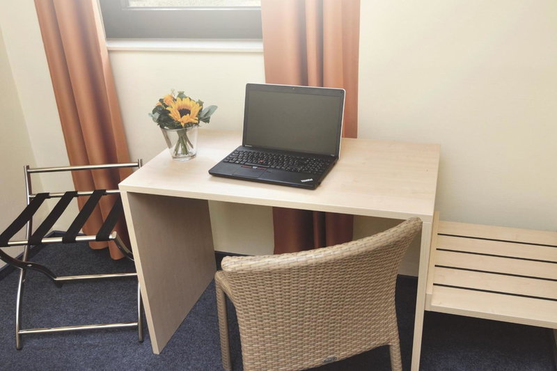 Best Deal Airporthotel Weeze, Weeze, Germany