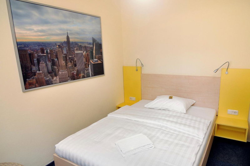 Best Deal Airporthotel Weeze, Weeze, Germany