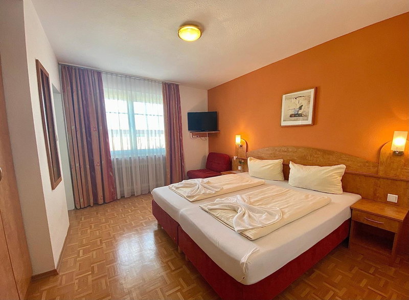 Hotel Gasthof Rose, Günzburg, Germany