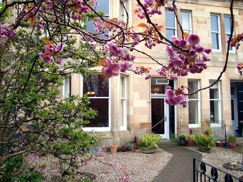Lochinver Guest House, Ayr, United Kingdom