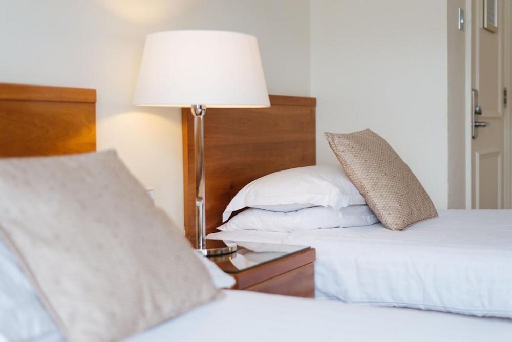 Hotel · The Queens Hotel, Paignton