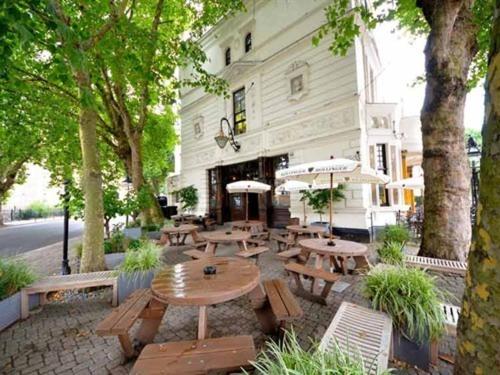 The Warrington, Bayswater, United Kingdom