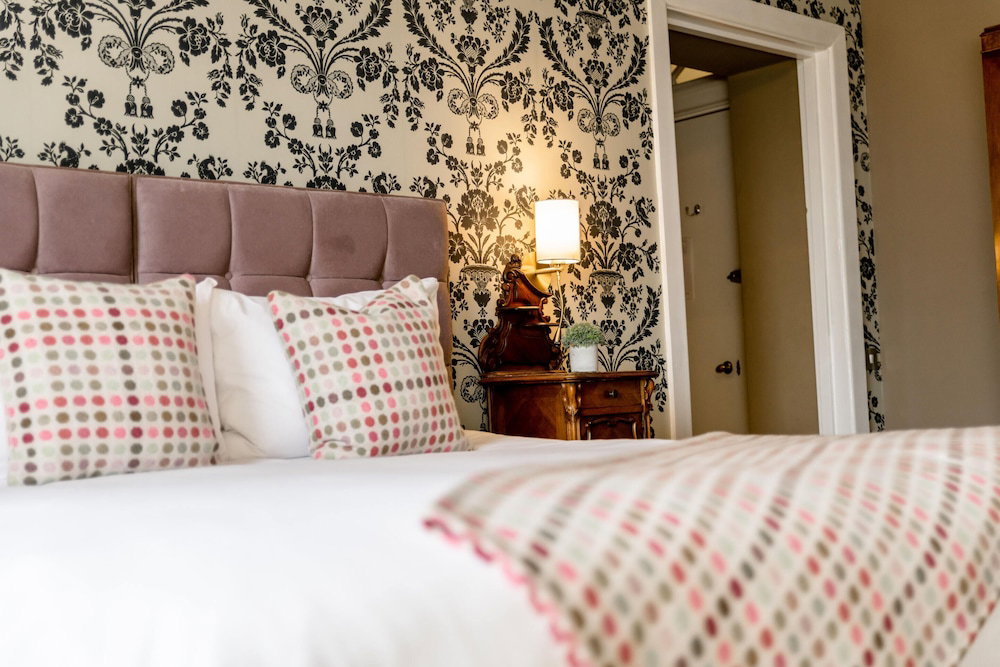 Sweeney Hall Hotel, United Kingdom