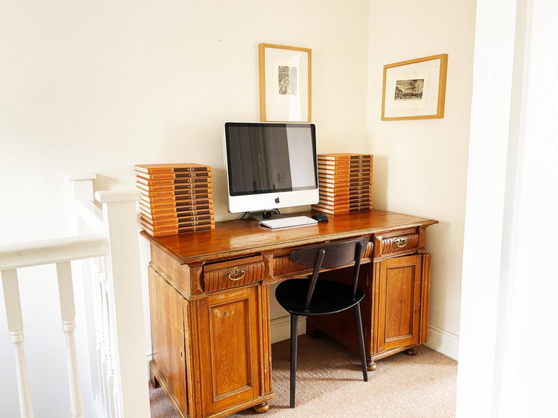 Central London Charming Camden Split Level Home, London, United Kingdom