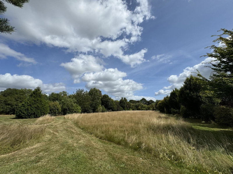Hookwood Lodge, Horley, Великобритания