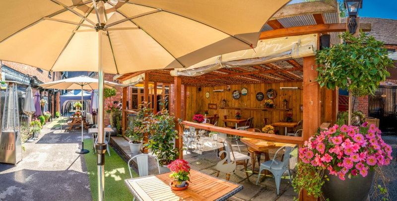 The White Swan Hotel Bar & Restaurant, Redditch, United Kingdom
