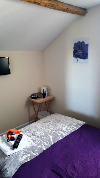 Hathway House Accommodation, Redhill, United Kingdom