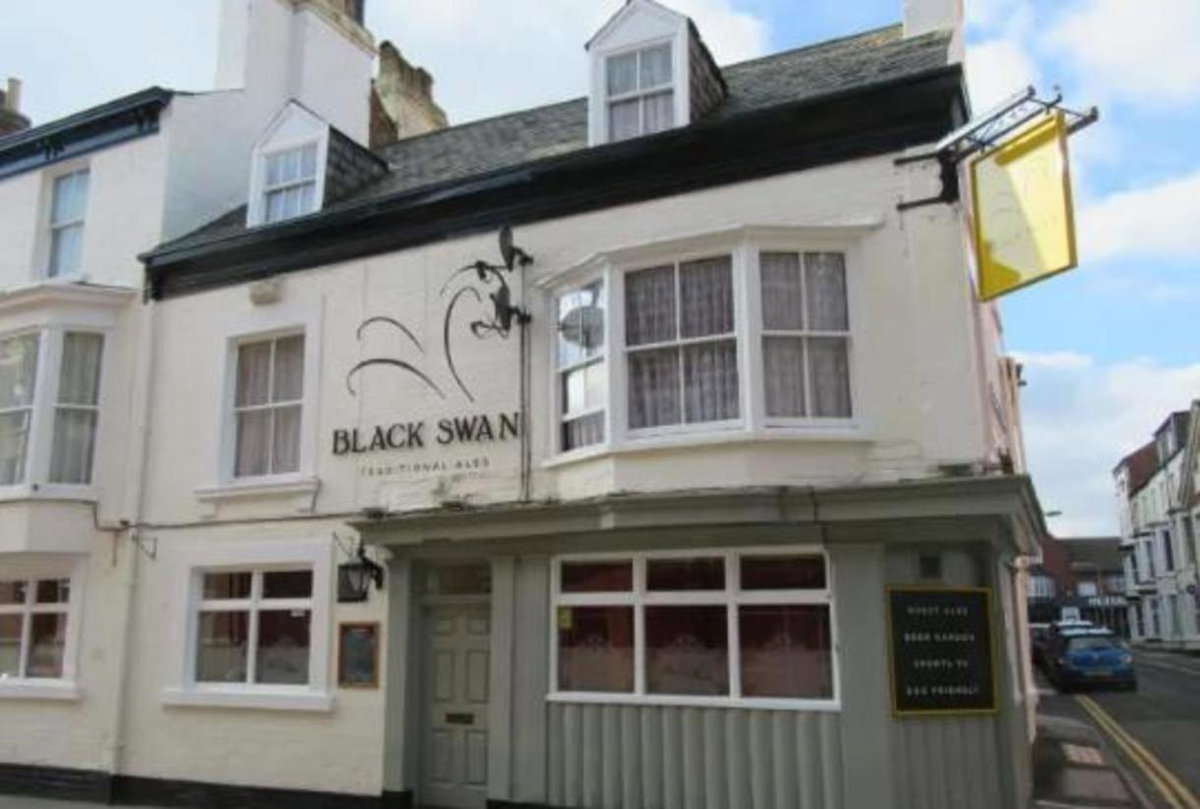 Hotel · The Black Swan Hotel, Scarborough