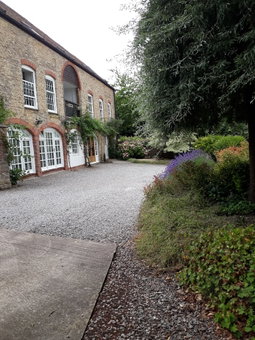 Stoneleigh Barn B&B, Sherborne, United Kingdom