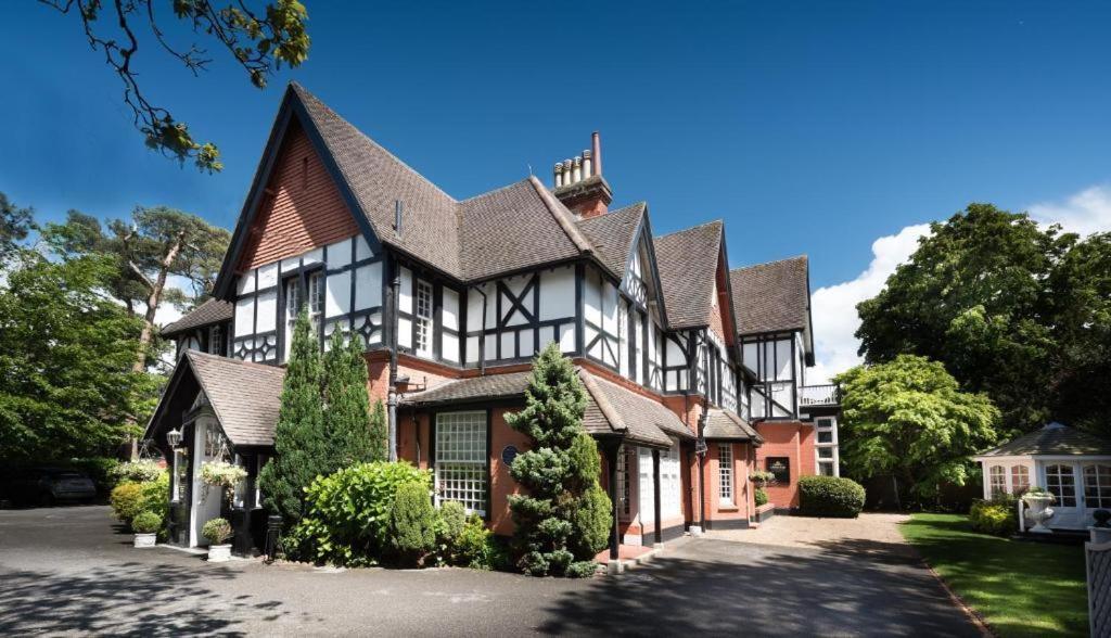 Hotel · Langtry Manor Hotel, Bournemouth