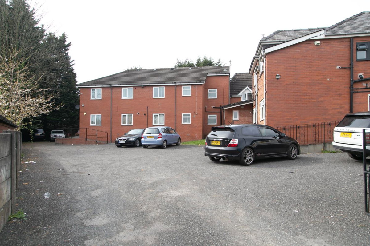 Hotel · Hills View Apartments, Manchester