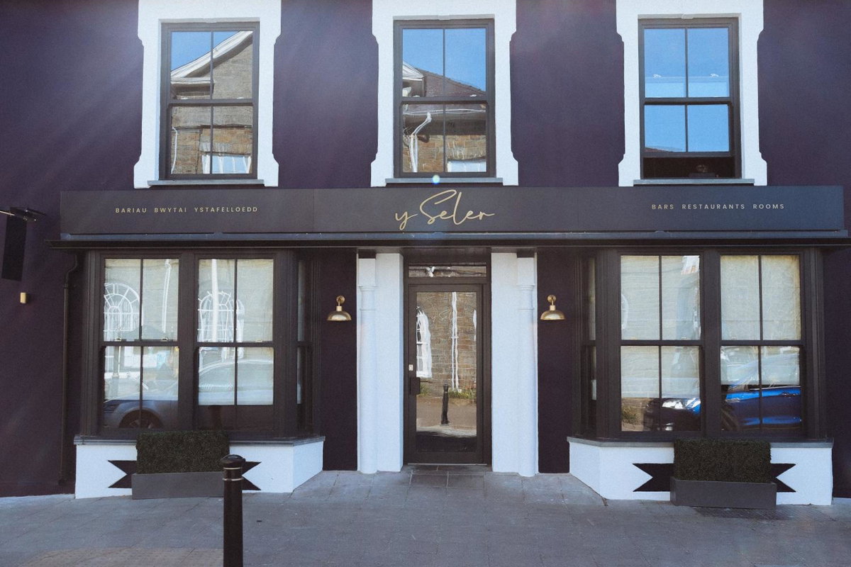 Hotel · Y Seler, Aberaeron