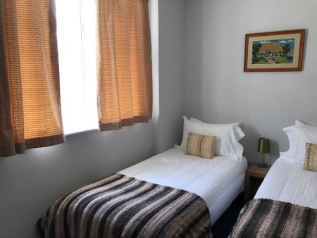 8 Owls B&B, Glastonbury, United Kingdom
