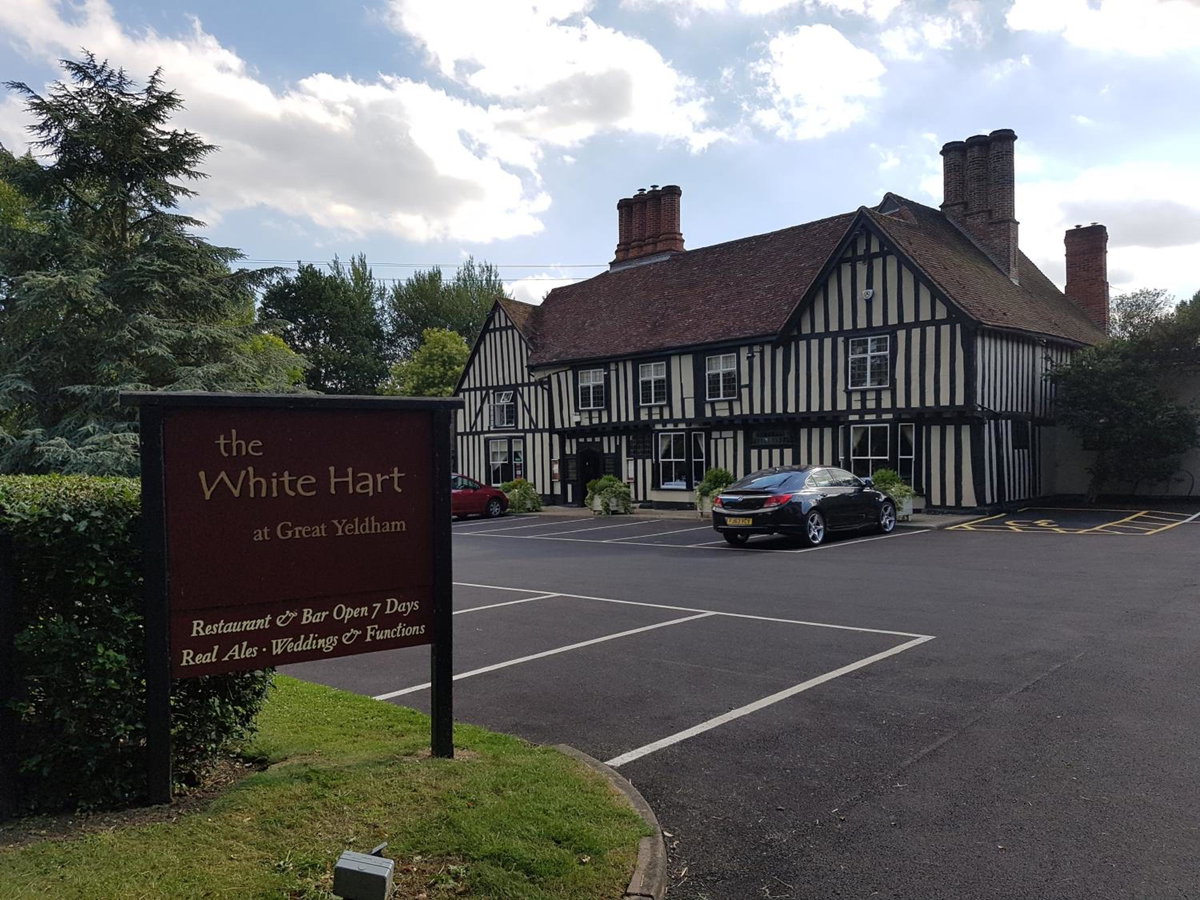 Hotel · The White Hart, Great Yeldham