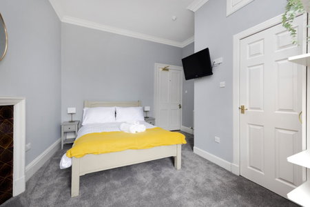 JOIVY Haymarket, Edinburgh, United Kingdom