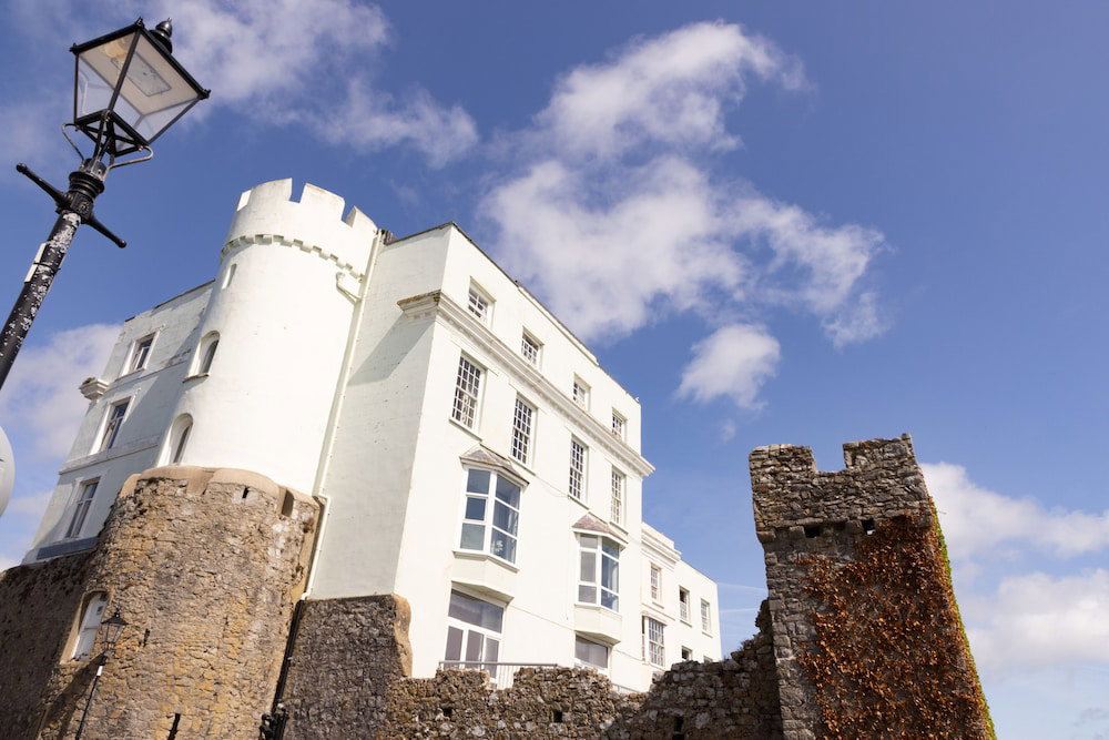 Hotel · The Imperial Hotel, Tenby