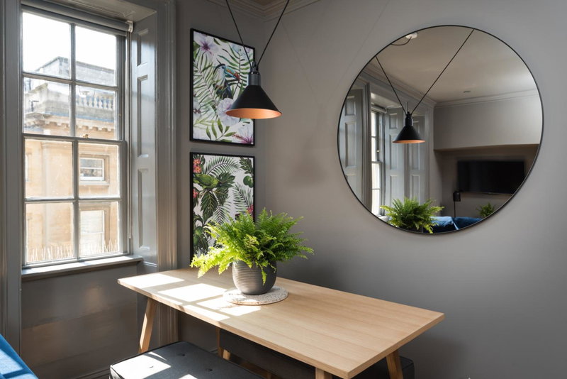 Hiding Space - Trim Street Apartments, Bath, United Kingdom