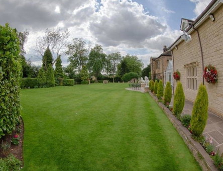 Rogerthorpe Manor Hotel, Pontefract, United Kingdom