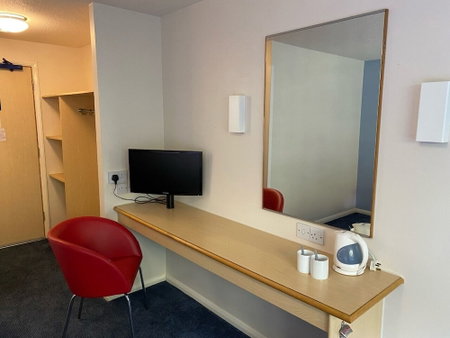 go2 Dundee Camperdown Hotel, Dundee, Великобритания