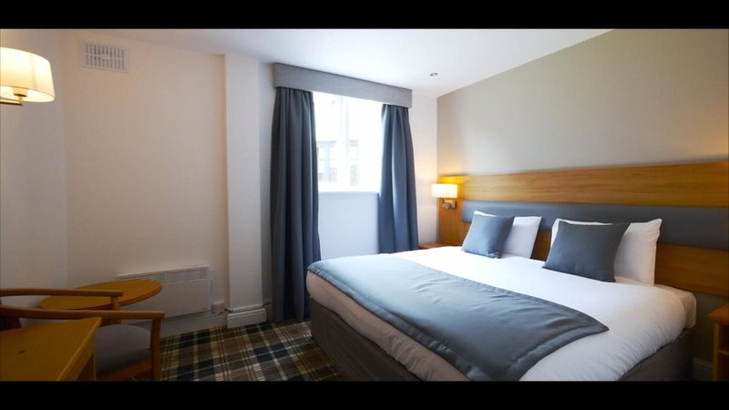 Crowwood Hotel and Alba Restaurant, Chryston, United Kingdom