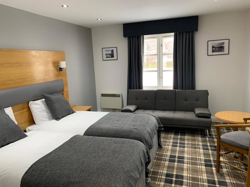 Crowwood Hotel and Alba Restaurant, Chryston, United Kingdom