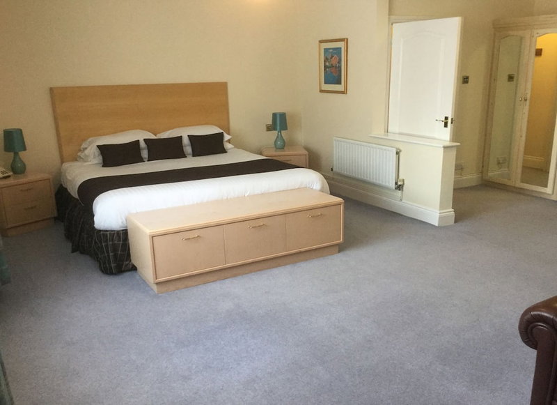 The Walnut Tree Hotel, Bridgwater, United Kingdom