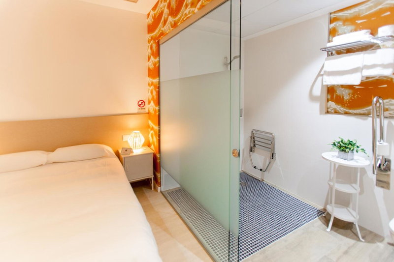 Host & Home, Valencia, Spain
