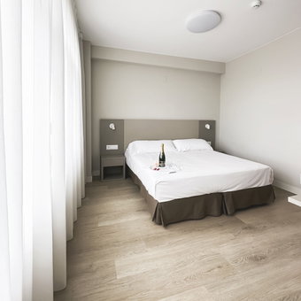El Aguila Hotel, Utebo, Spain