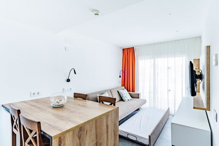 Apartamentos Sunway Apollo, Sitges, Spain