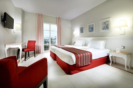 Exe Gran Hotel Solucar, Sanlúcar la Mayor, Spain