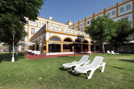 Exe Gran Hotel Solucar, Sanlúcar la Mayor, Spain