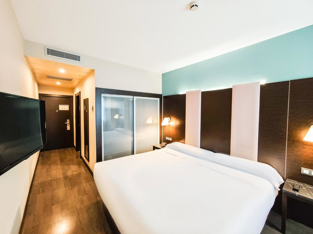 Hotel · AZZ Pamplona Norte Hotel, Pamplona