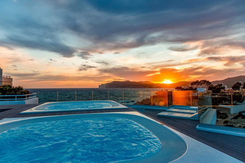 FERGUS Style Cala Blanca Suites, Santa Ponsa, Spain