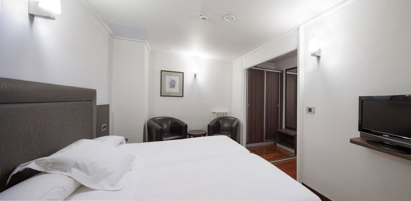Hotel Yoldi, Pamplona, Spain