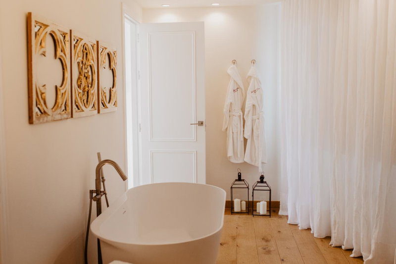 La Ermita Suites - Único Hotel Monumento de Córdoba, Córdoba, Spain